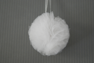 Pompom tulle blanc
