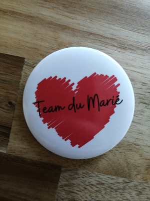 Badge Team du marié coeur