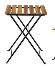 Table de jardin en bois