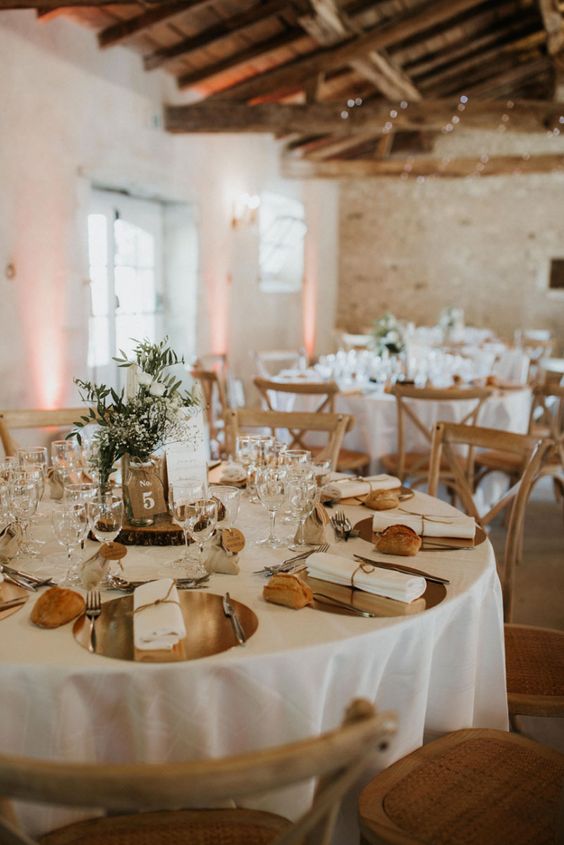 Table Ronde 180 - 10 invités.