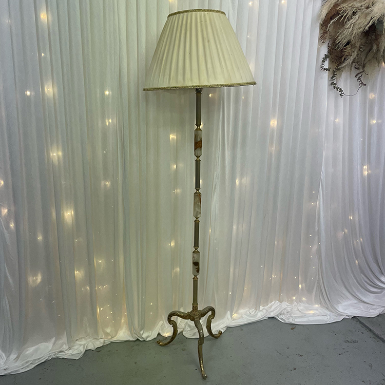 lampe sur pied