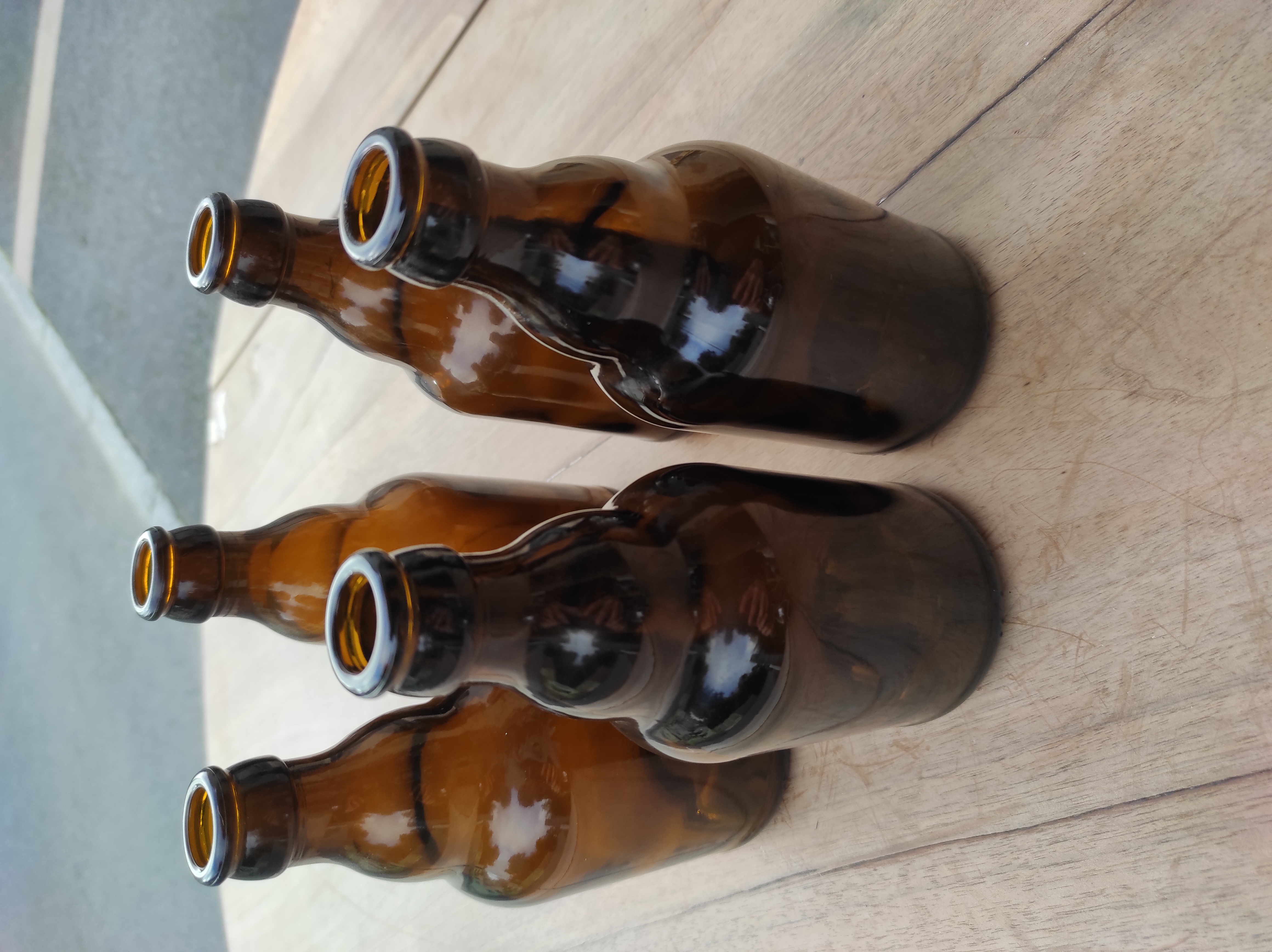 Vase bouteille ambrée petit format