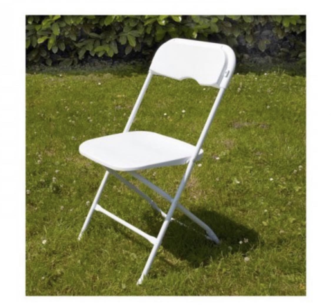 chaise pliante blanche