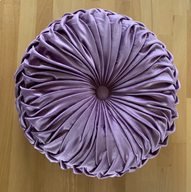 Coussins violet pastel