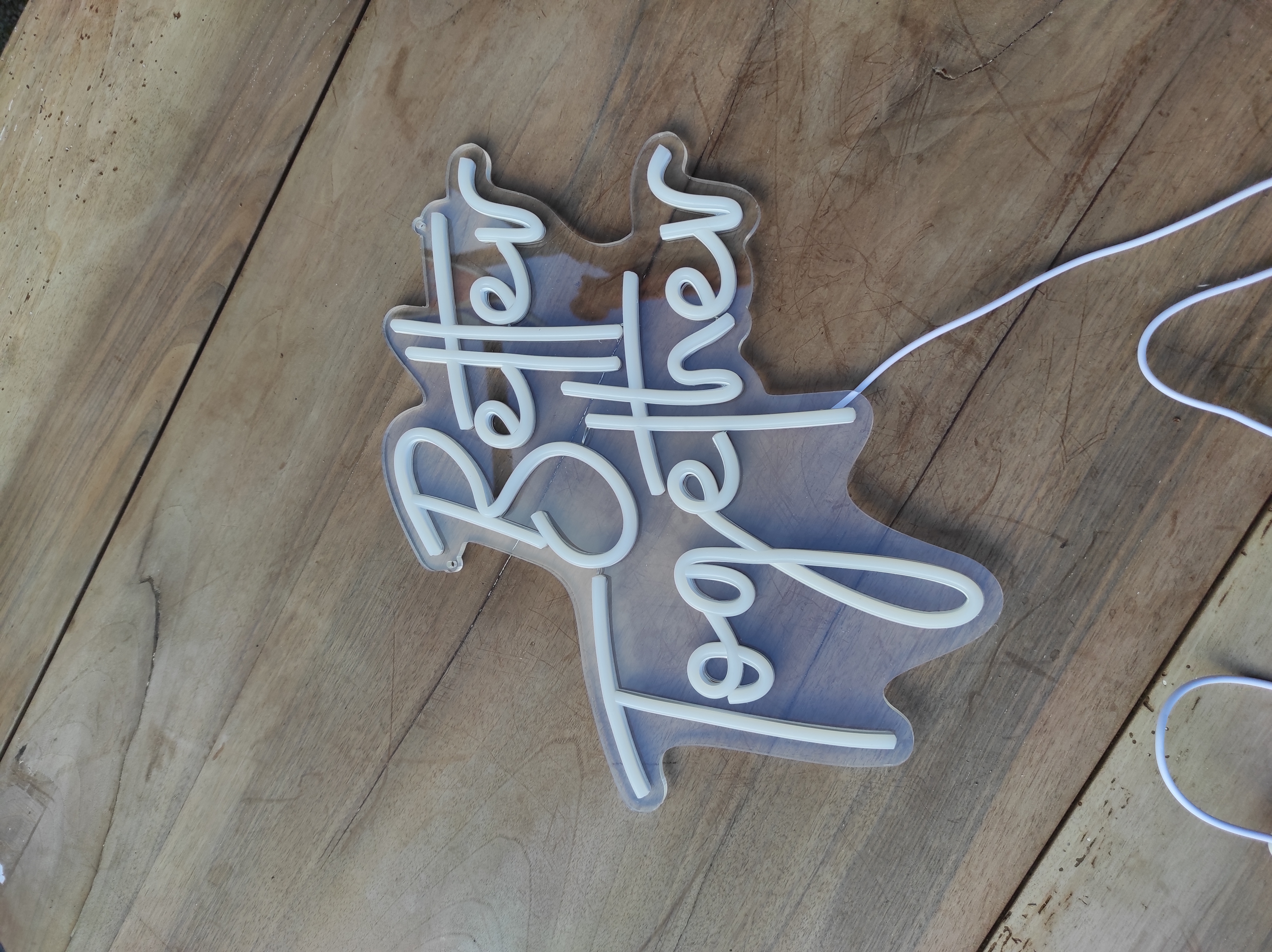 Néon Better Together