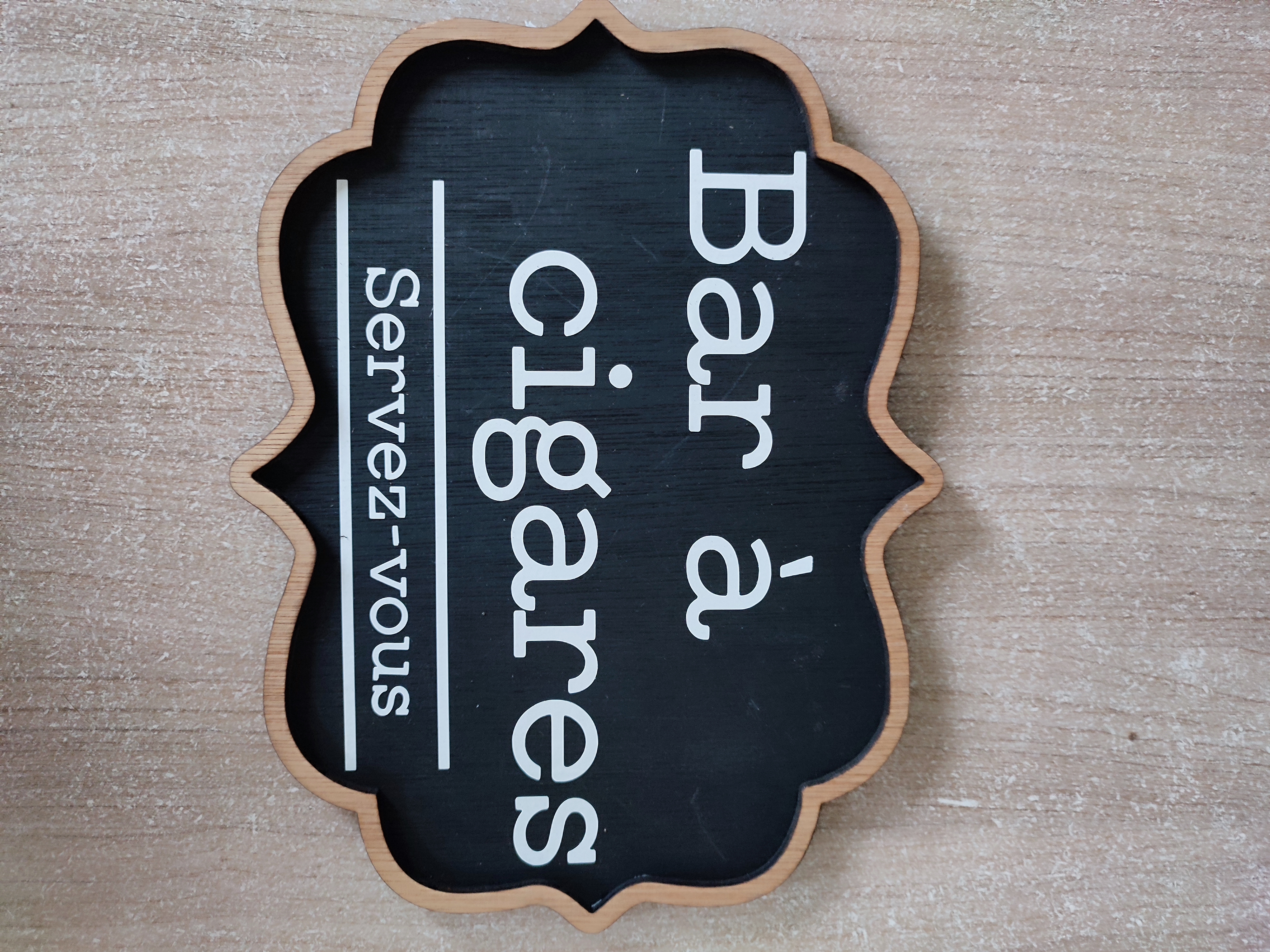 Panneau bar à cigares