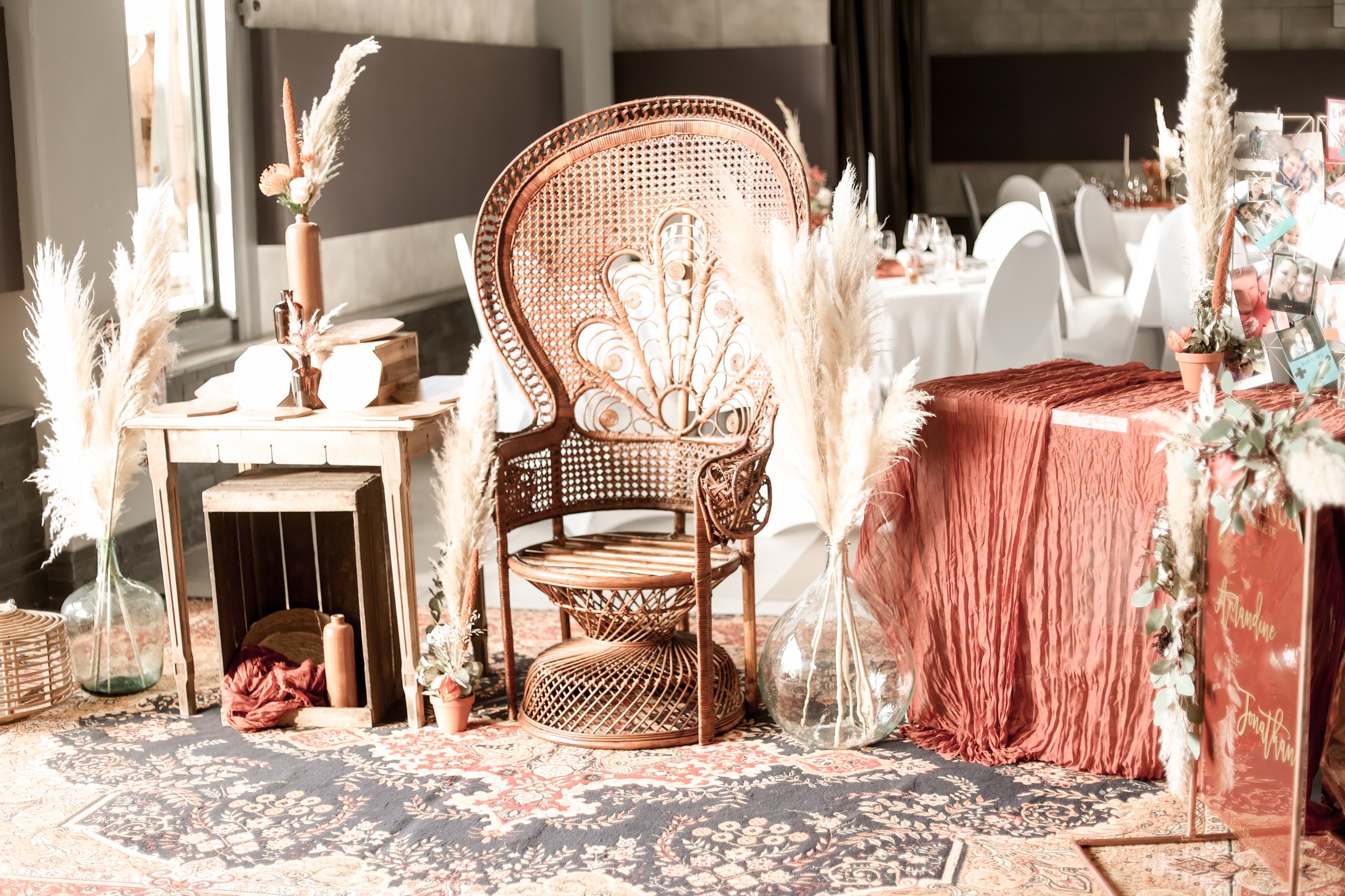 Fauteuil Emmanuelle Peacok