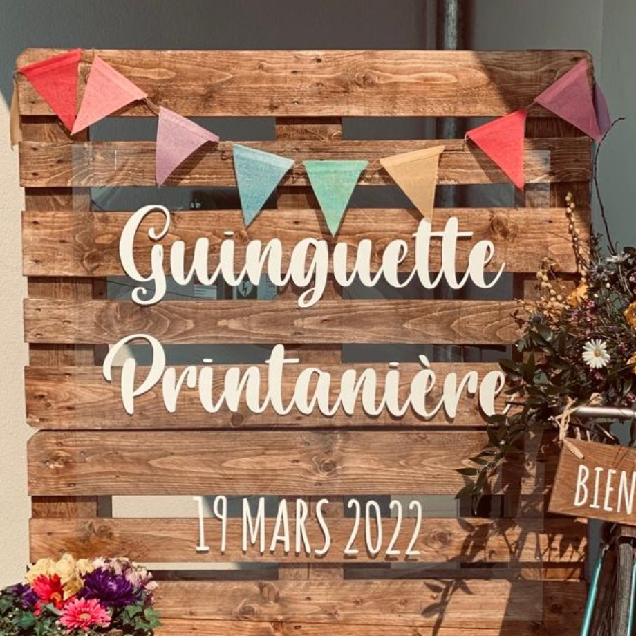 Guirlande fanions colorés en jute