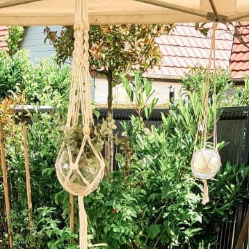 Suspension macramé avec vase