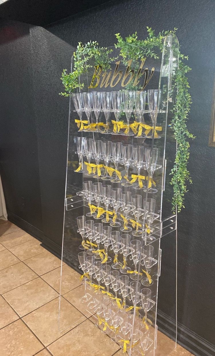 Mur de champagne plexiglass