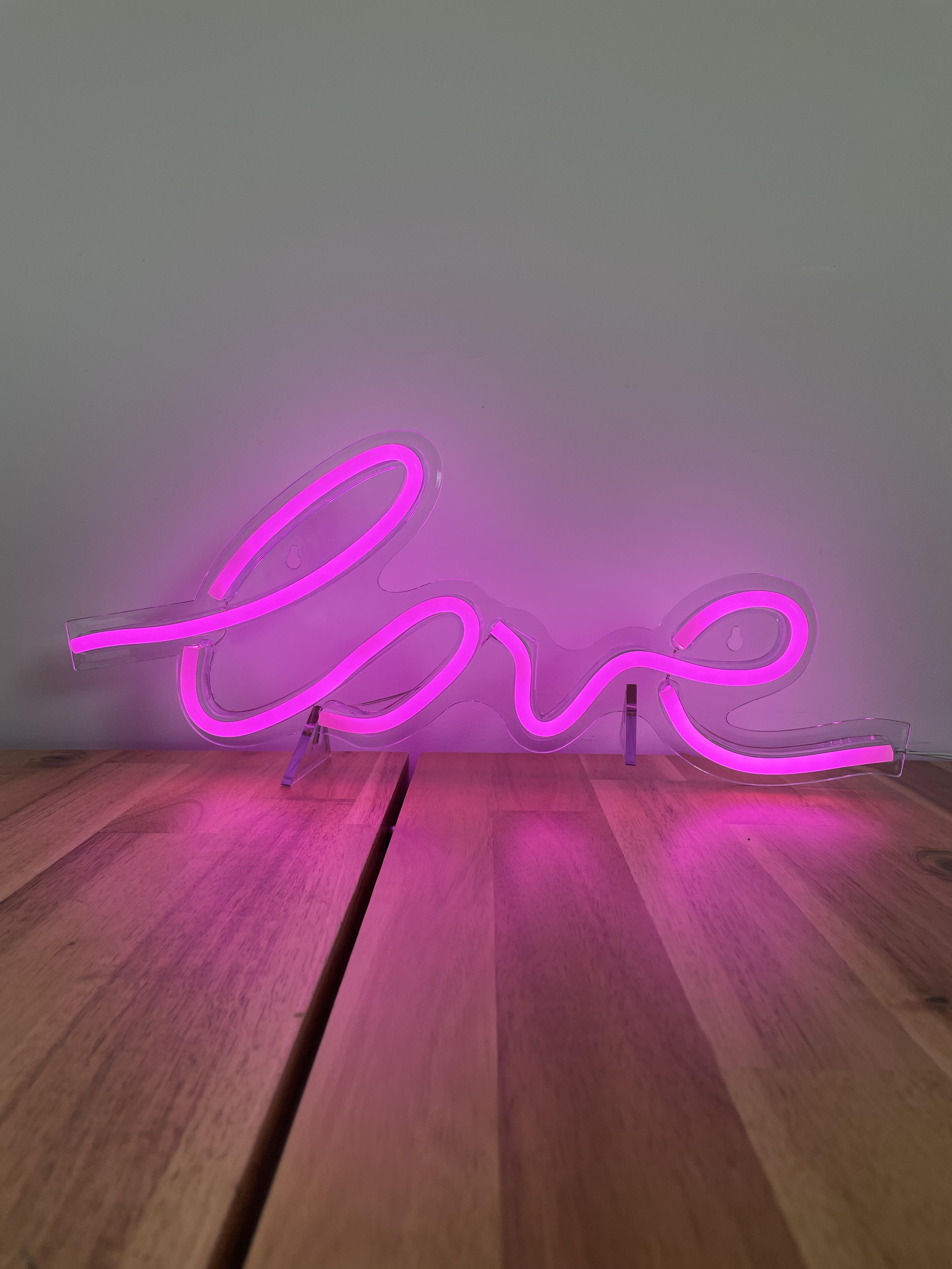Lettre love Néon