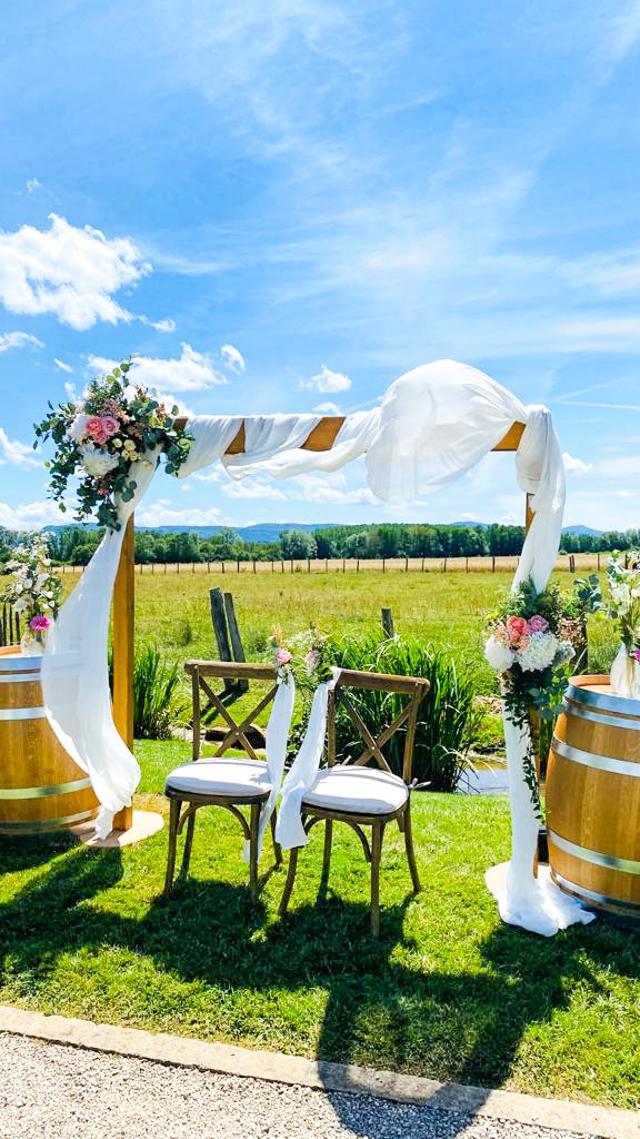 Arche en bois carré | Mise en scène