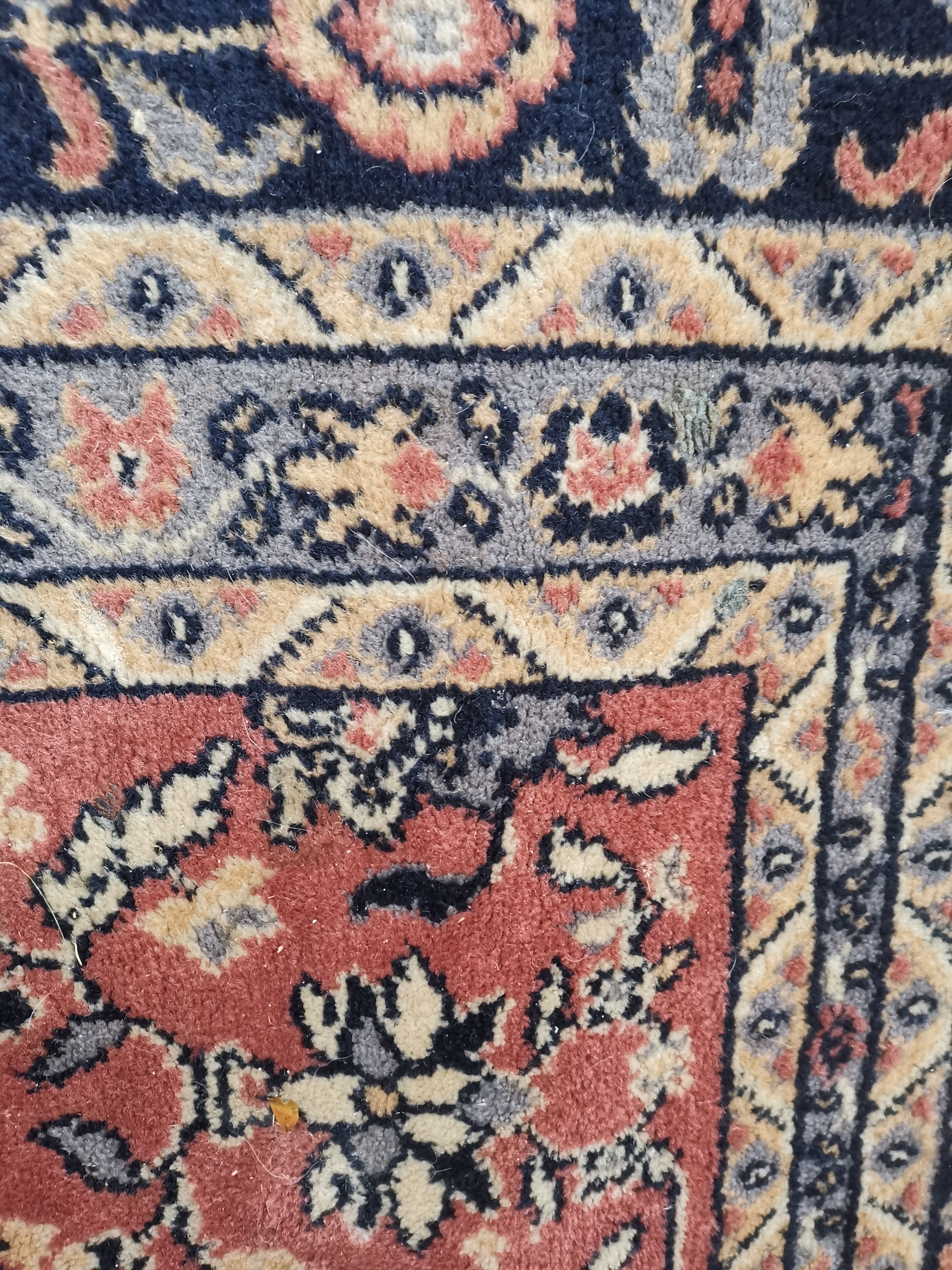 Tapis rose et violet