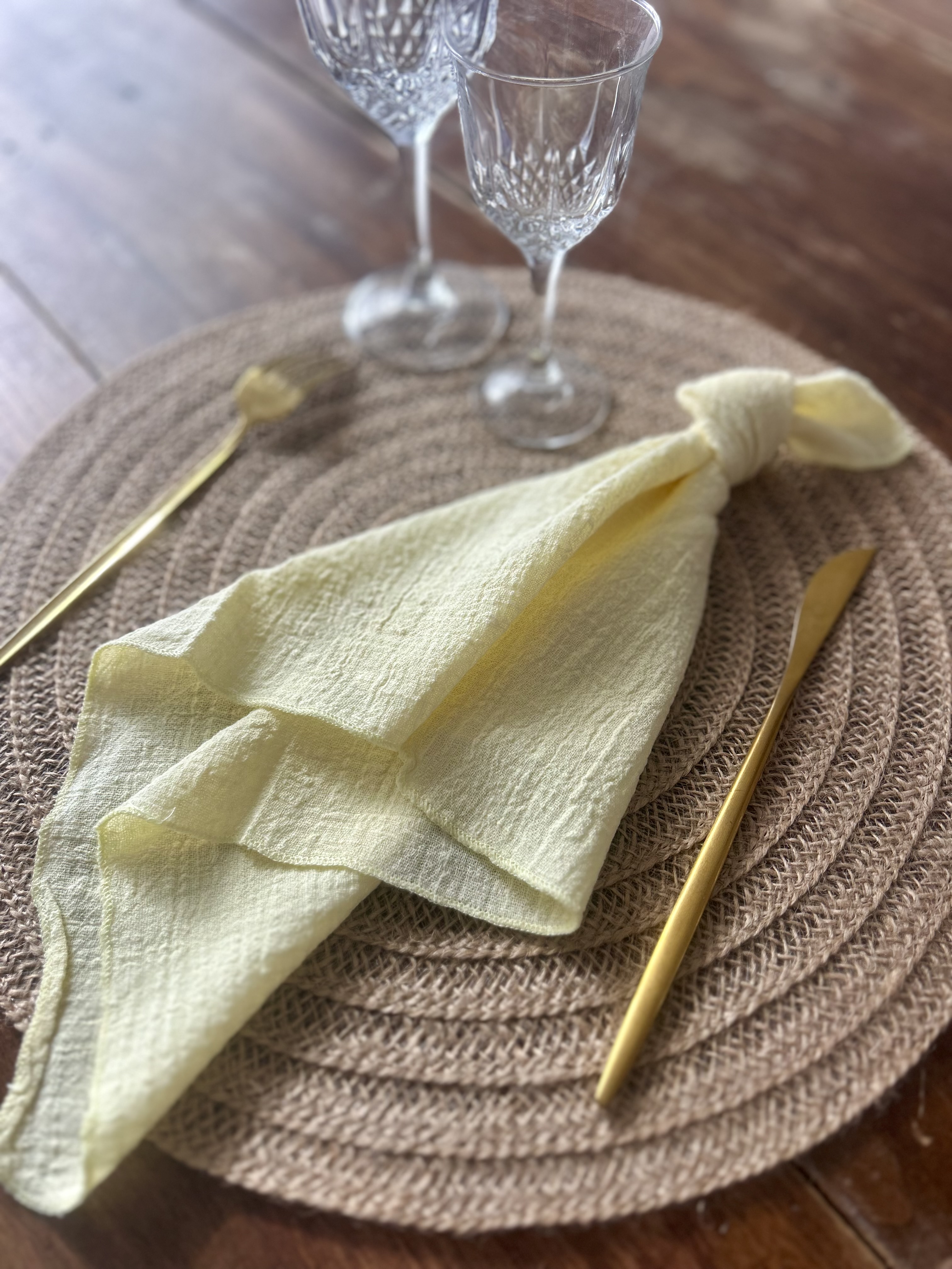 Serviettes jaune pastel gaz de coton