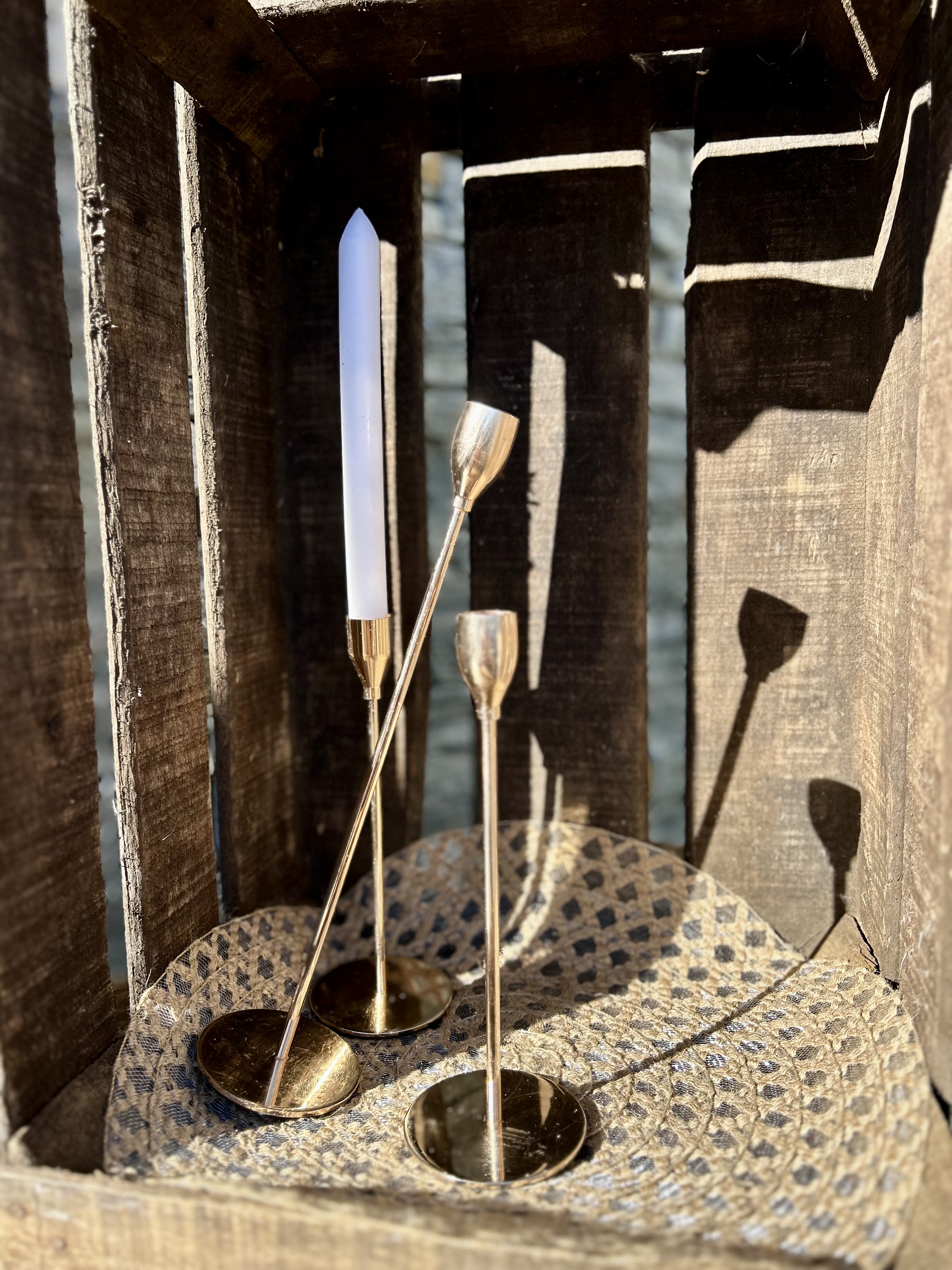 Trio chandeliers doré