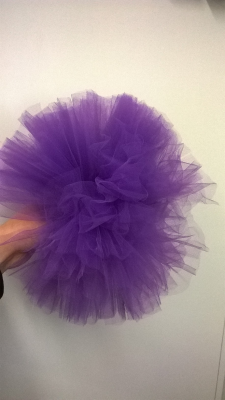 Pompom tulle violet